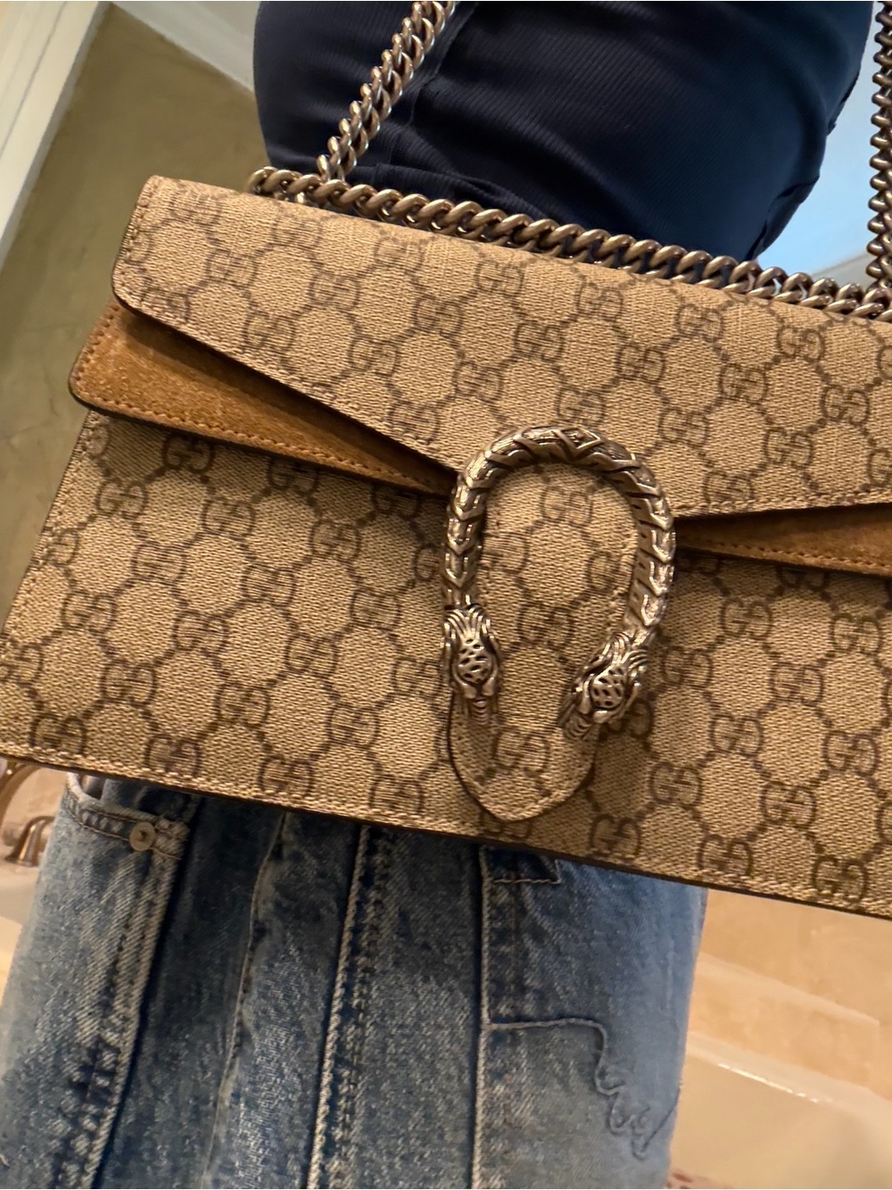 Gucci Beige GG Supreme Dionysus Shoulder Bag with Gold Hardware - Picture 3 of 13